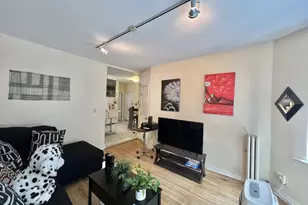 31 Queensberry, Boston, MA 02215 - Photo 4