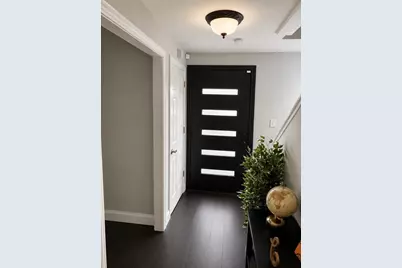 27 Sumner St, Brockton, MA 02301 - Photo 4