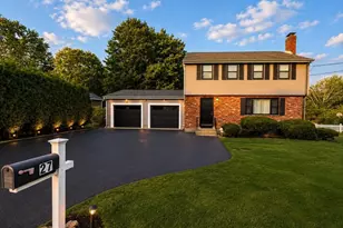 27 Sumner St, Brockton, MA 02301 - Photo 2