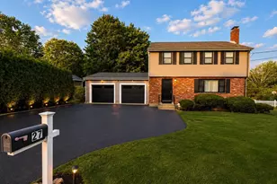 27 Sumner St, Brockton, MA 02301 - Photo 2