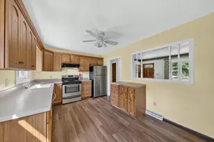 330 Cross Rd, Dartmouth, MA 02747 - Photo 20