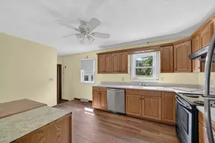 330 Cross Rd, Dartmouth, MA 02747 - Photo 22