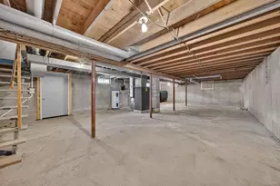 330 Cross Rd, Dartmouth, MA 02747 - Photo 24