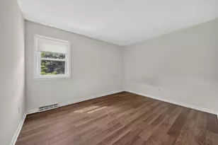 330 Cross Rd, Dartmouth, MA 02747 - Photo 14