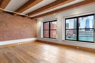 33 Sleeper St, Boston, MA 02210 - Photo 6