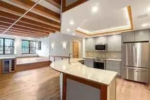 33 Sleeper St, Boston, MA 02210 - Photo 10