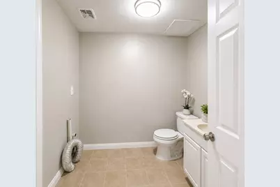 645 Robbins Ave #53, Dracut, MA 01826 - Photo 6