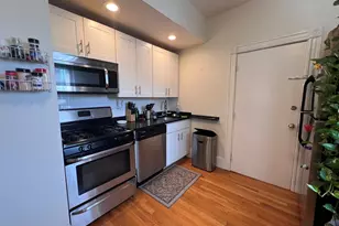45 Florence St, Somerville, MA 02145 - Photo 2