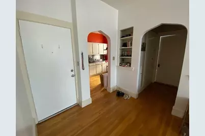 1060 Beacon St #15, Brookline, MA 02446 - Photo 2