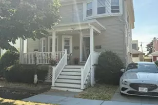 58 Bromfield St, Quincy, MA 02170 - Photo 1