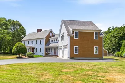 196 Hudson St, Halifax, MA 02338 - Photo 2