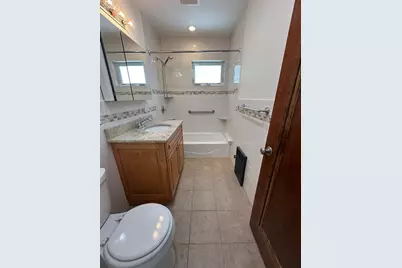 63-65 Evans St #65, Watertown, MA 02472 - Photo 6