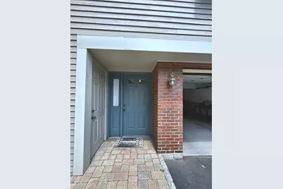 174 Adams St #6, Newton, MA 02458 - Photo 2