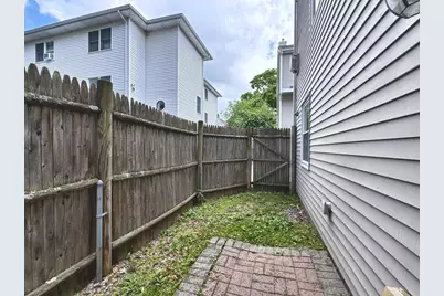 174 Adams St #6, Newton, MA 02458 - Photo 36