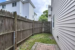 174 Adams St, Newton, MA 02458 - Photo 36