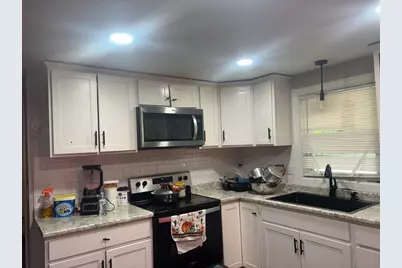 119 Massreco St, Springfield, MA 01109 - Photo 8