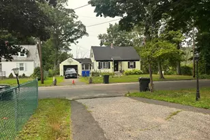 119 Massreco St, Springfield, MA 01109 - Photo 4