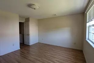 60 Waters Edge Dr, Ludlow, MA 01056 - Photo 12