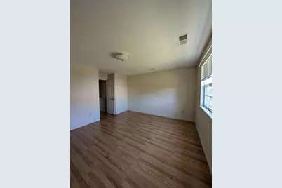 60 Waters Edge Dr #60, Ludlow, MA 01056 - Photo 10