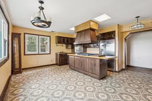 22 Long Neck Rd, Wareham, MA 02538 - Photo 6