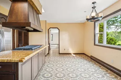 22 Long Neck Rd, Wareham, MA 02538 - Photo 8