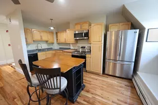 318 Tappan St, Brookline, MA 02445 - Photo 6
