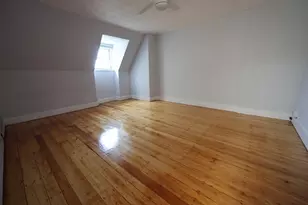 318 Tappan St, Brookline, MA 02445 - Photo 10