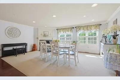 42 Mountain Laurel Ln #32, Fitchburg, MA 01420 - Photo 8