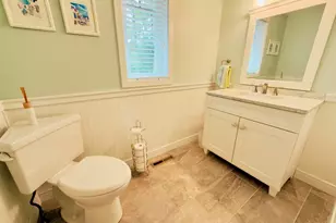 2 Bay Cliff Cir, Plymouth, MA 02360 - Photo 12