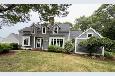 2 Bay Cliff Cir, Plymouth, MA 02360 - Photo 2