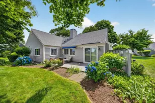 13 Northfield Ln, Dartmouth, MA 02747 - Photo 6
