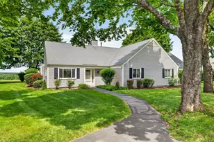 13 Northfield Ln, Dartmouth, MA 02747 - Photo 2