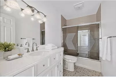 13 Northfield Ln #13, Dartmouth, MA 02747 - Photo 4