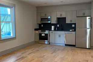 288 Columbia St, Cambridge, MA 02141 - Photo 2