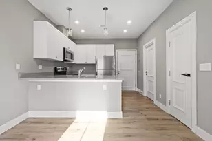 3 Burke Ln, Wellesley, MA 02481 - Photo 4