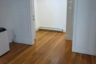 33 Seven Pines Ave, Cambridge, MA 02138 - Photo 2