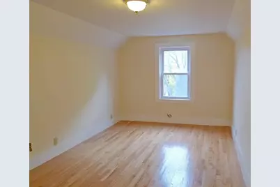 155 Oak St, Newton, MA 02464 - Photo 8