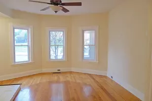 155 Oak St, Newton, MA 02464 - Photo 4