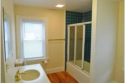 155 Oak St, Newton, MA 02464 - Photo 12