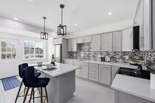 13 Green Ave, Westfield, MA 01085 - Photo 8