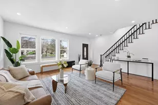 13 Green Ave, Westfield, MA 01085 - Photo 2