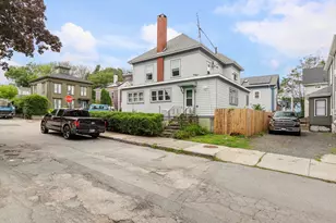 596 County St, New Bedford, MA 02740 - Photo 4