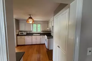 15 Frances Rd, Burlington, MA 01803 - Photo 4