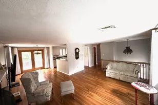 15 Frances Rd, Burlington, MA 01803 - Photo 6
