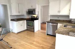 35 Emerson St, Wakefield, MA 01880 - Photo 10