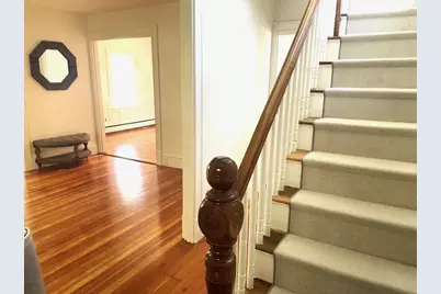 35 Emerson Street, Wakefield, MA 01880 - Photo 4