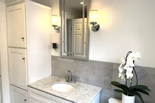 35 Emerson St, Wakefield, MA 01880 - Photo 12