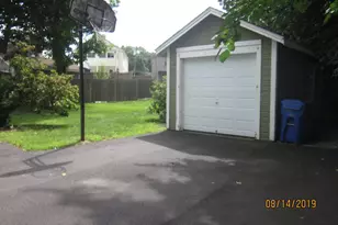 1018 Boylston St, Newton, MA 02461 - Photo 18