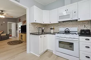 12 Fox Run, Brookfield, MA 01506 - Photo 16