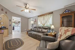 12 Fox Run, Brookfield, MA 01506 - Photo 6